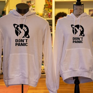 Don't Panic, Novelty Hoodie, Hitchhikers Guide to the Galaxy, Custom, Douglas Adams, Galaxy, 42, Shirt, Unisex, Gift, sweatshirt, Hoodie zdjęcie 2