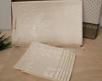 NAPPE jaune 130/160 cm avec serviettes, Milan, linge de table des années 60 dans son emballage d'origine, serviettes en tissu, nappe de salle à manger, nappe en tissu de table basse,
