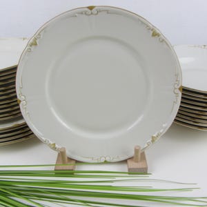 12 cake plates 1940s by Jäger, Eisenberg, antique salad plates for dinner service, vintage coffee table side plate dessert plate shabby