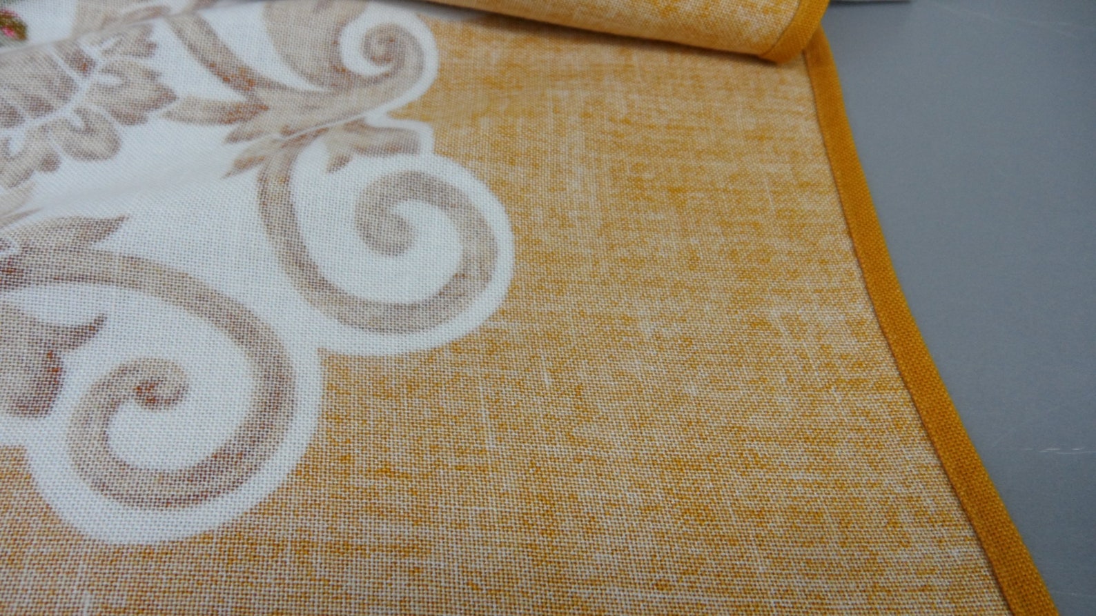 TISCHDECKE beige gelb rot 60er 70er Jahre Stoffdecke | Etsy