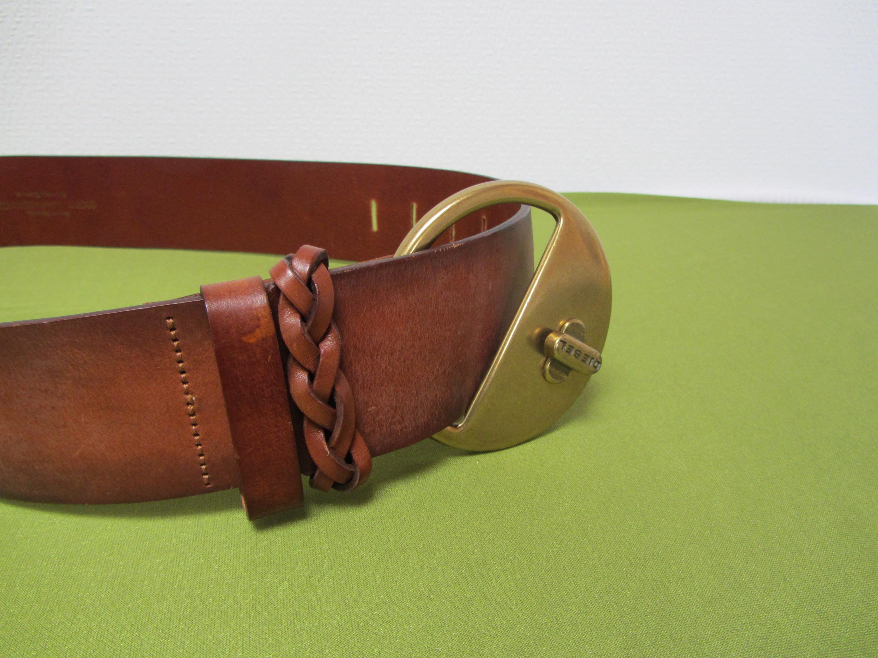 ブラウンのDIESELレザーベルト、サイズ85（34）、未使用品！イタリア製
