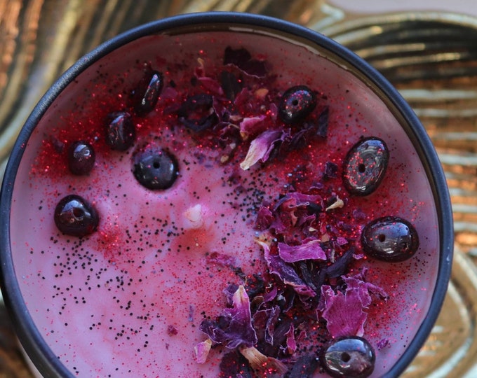 Enchanted candle infused with garnet
