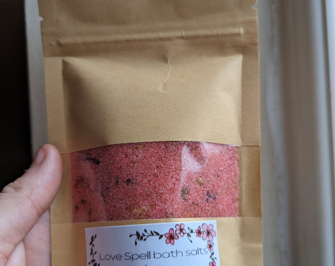 Love spell ritual bath salts with English Rose, Jasmine and sweet orange and loose flowers
