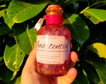 Amortentia bath oil / amortentia potion / love potion / love spell / Harry Potter / Harry Potter potions / Harry Potter gift / witch /