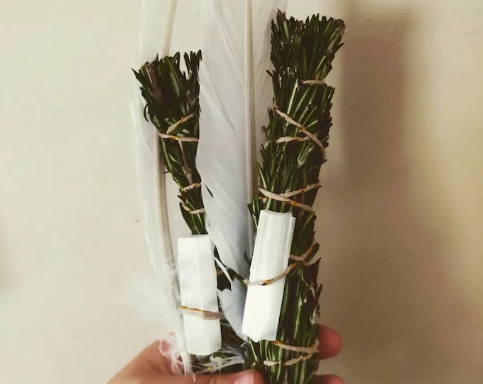 Rosemary smoke bundle / smoke bundles / smudge / smudge stick / smoke cleansing/ rosemary smudge / selenite / smudge feather /