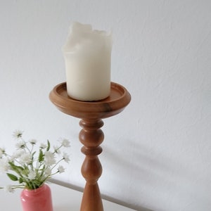Candle holder