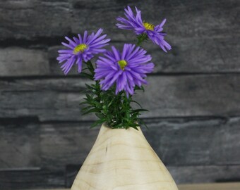 beautiful stalk vase made of maple wood