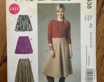 McCalls 6438 skirt pattern size 6-8-10-12-14 waist 23-28”