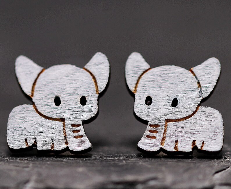 earrings children/'s jewelry hand-painted animal motifs ear jewelry Africa gift sweet ear clamps Elephant stud earrings pair of wood or ear clips