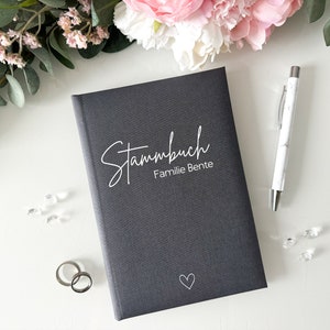 Stammbuch der Familie 13x20cm Standardmaß - Design 018 - personalisierbar mit Namen mit oder ohne Vordrucke