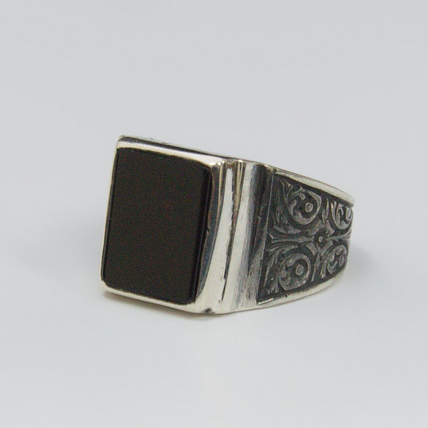 Handmade 925 Sterling Silver Men's Ring: Orientalist Design