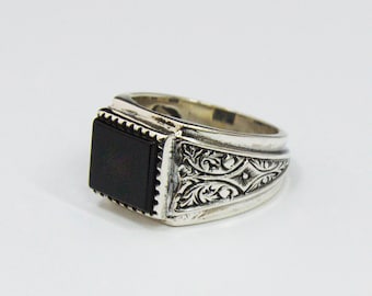 Handmade 925 Sterling Silver Onyx Ring for Men: Orientalist Design