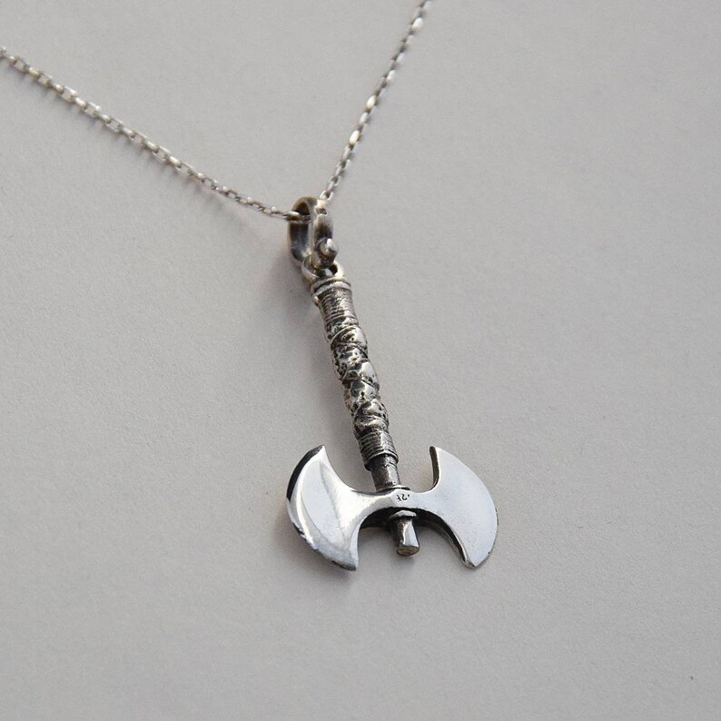 Details about 925 Sterling Silver Ax Hatchet Cleaver Chopper Mens Mans Necklace Pendant Details about 925 Sterling Silver Ax Hatchet Cleaver Chopper Mens Mans Necklace Pendant