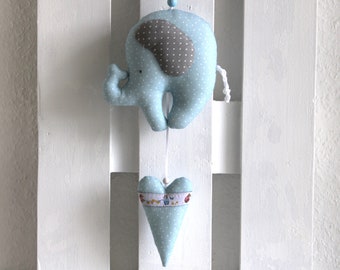 Cameretta per bambini, cameretta, decorazione, elefante con cuori, ghirlanda, giostrina