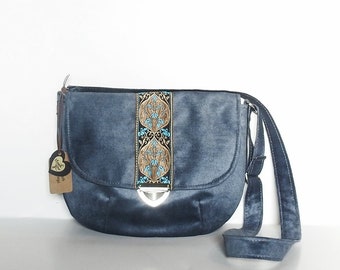 Crossbody medieval bag / renaissence purse / boho bag / victorian bag