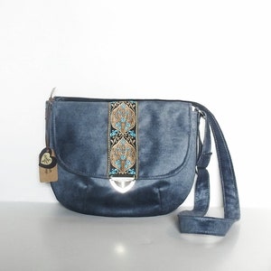 Crossbody medieval bag / renaissence purse / boho bag / victorian bag image 1