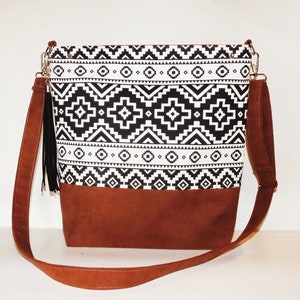Boho bag / ethno purse / tribal bag / navajo print bag/ vegan bag