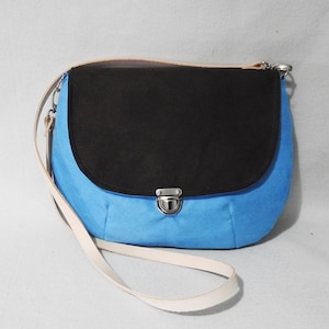Bolsa mensageiro de camurça azul retrô vintage / bolsa de camurça azul com alça de couro / bolsa com aba