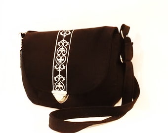 Crossbody medieval bag / victorian purse / gothic bag / victorian bag