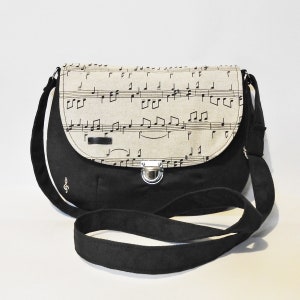 Crossbody music bag / notes purse / music purse / music notes bag / music notes / treble clef/ music pattern purse