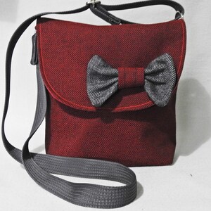 Small crossbody / linen purse / purse for girl / purse with bow / purse for young lady