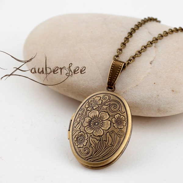 Medaillon mit Kette, ovales Amulett bronzefarben