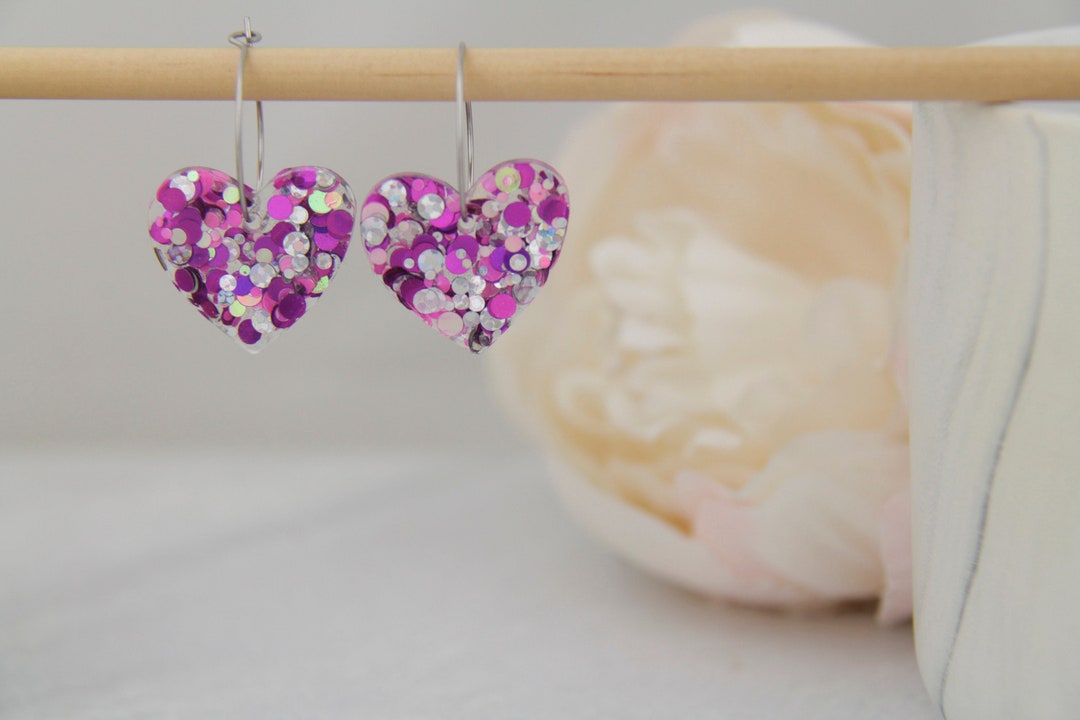 Lover Earrings in Pink