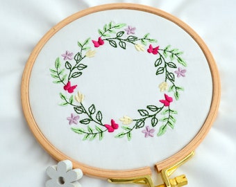 Embroidery file flowers floral wreath frame different sizes