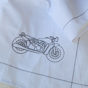 Embroidery file motorcycle Redwork image 3