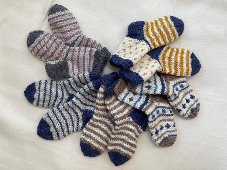 baby socks image 3