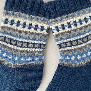 Pattern socks, hand knitted, size. 38, Norwegian image 2
