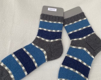 Socks, hand knitted, size. 38/39, stripes