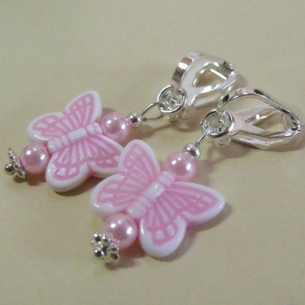 Kinderohrclips mit rosa Schmetterlinge und Perlen