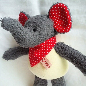 Music box little elephant cream/red / elephant / lullaby image 1