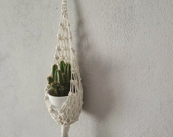 Macrame plant hanger, boho decoration, plant wall hanging