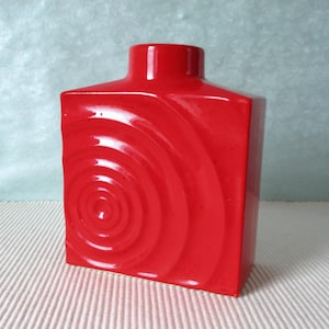 Cari Zalloni Cyclone-vas, Steuler Keramik 191/15, 1970-tal, röd, popkonst, västtysk keramik (WGP), rymdåldersdesign, samlarobjekt, specialpris