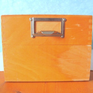 Caja de cartón grande de madera de haya, años 50 y 60, estilo industrial, loft, herrajes de metal, almacenamiento de oficina, modernista de mediados de siglo