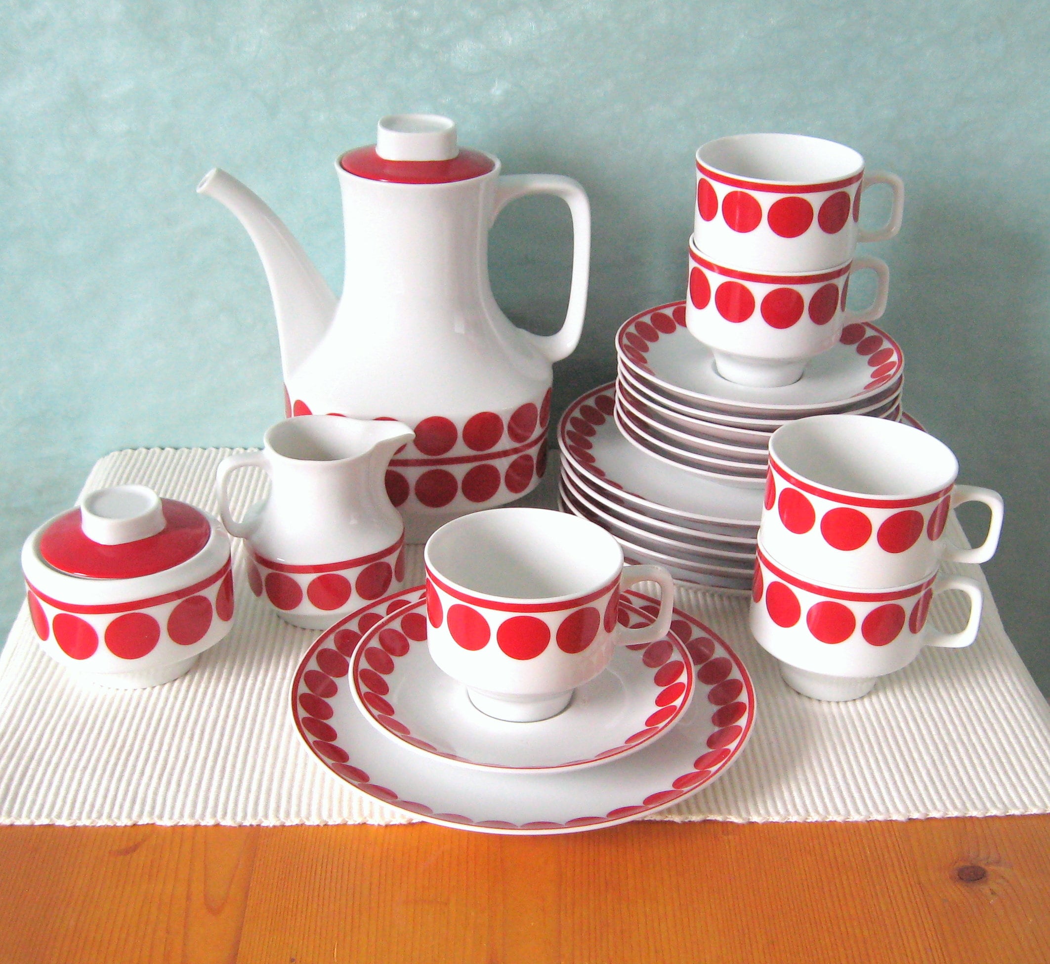 Kaffeeservice Eschenbach Bavaria rote Polka Dots 60er Jahre 70er Jahre Sixties Seventies Pop Art Kaffeetassen Kuchenteller Retro Mid Century