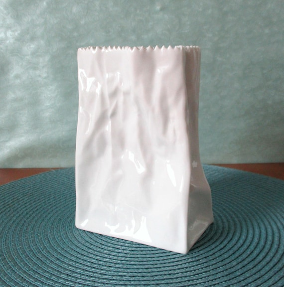 Tütenvase Rosenthal 15 cm Tapio Wirkkala Do not Litter 70er Jahre Taschenvase finnisches Design weiße Designervase Porzellan do not litter