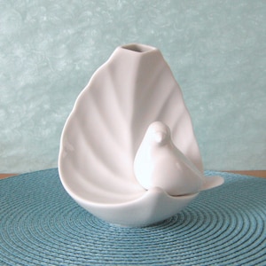 Vase Hutschenreuther Tirschenreuth Gabbia white porcelain dove 70s bird Bavaria True Vintage leaf vase bird on leaf