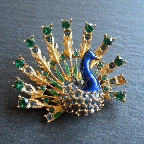 Anstecknadel Brosche Pfau Sphinx 2046 Emaille gold emerald grün royalblau Strass Steine 60er Jahre Mid Century VTG