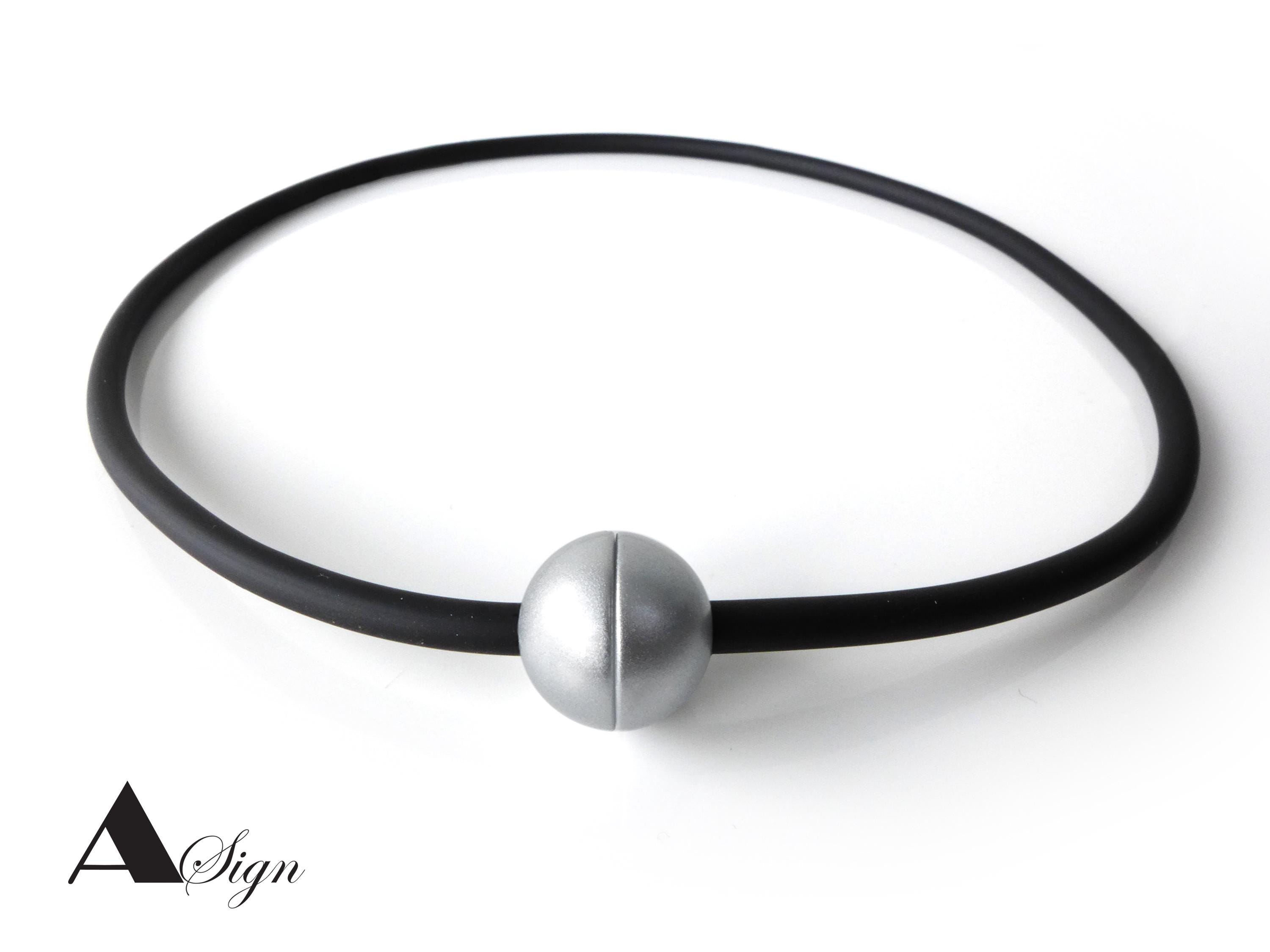 Collana uomo con pendente Sardegna con montagne argento dorato
