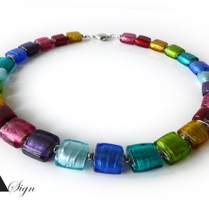 Een teken *Square Dance* Regenboog Dames ketting/ketting Murano-kunstglas Zilverfolie & roestvrijstalen kralen Magnetische sluiting Kleurrijk