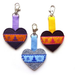 Taschenbaumler heart pendant key ring bag pendant Yoga lotus position Padmasana felt carabiner gift birthday for yoga bag image 7