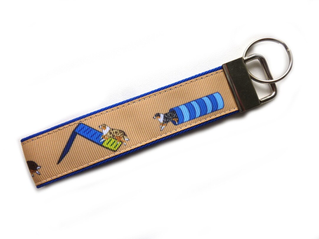 Key Ring Agility Dog Sport Beige Gift for Dog Lover Birthday Christmas