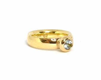 Aquamarin Ring in 18kt Gelbgold