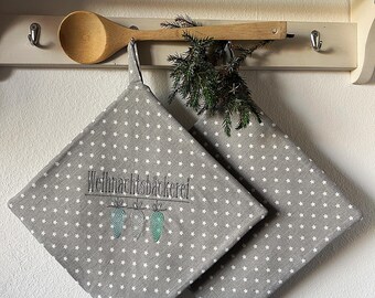 Potholders, fabric potholders with embroidery, Christmas decoration for dining table, pair of Christmas baking potholders