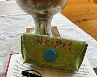 Glasses case, glasses case with embroidery, Brilliant, case for glasses, embroidered felt cover