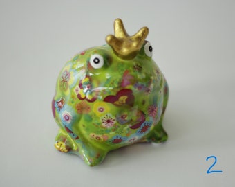 Money box, piggy bank, frog, frog prince