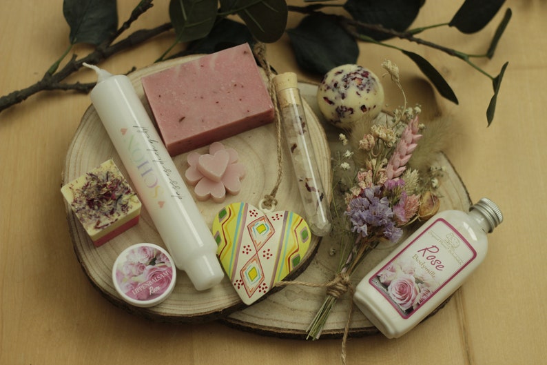 Geschenkbox, Geschenk Box für Frauen, Wellness Geschenk, Geburtstagsgeschenk , Self care Box, Weihnachtsgeschenk für Mütter, Box Rose, Bild 7